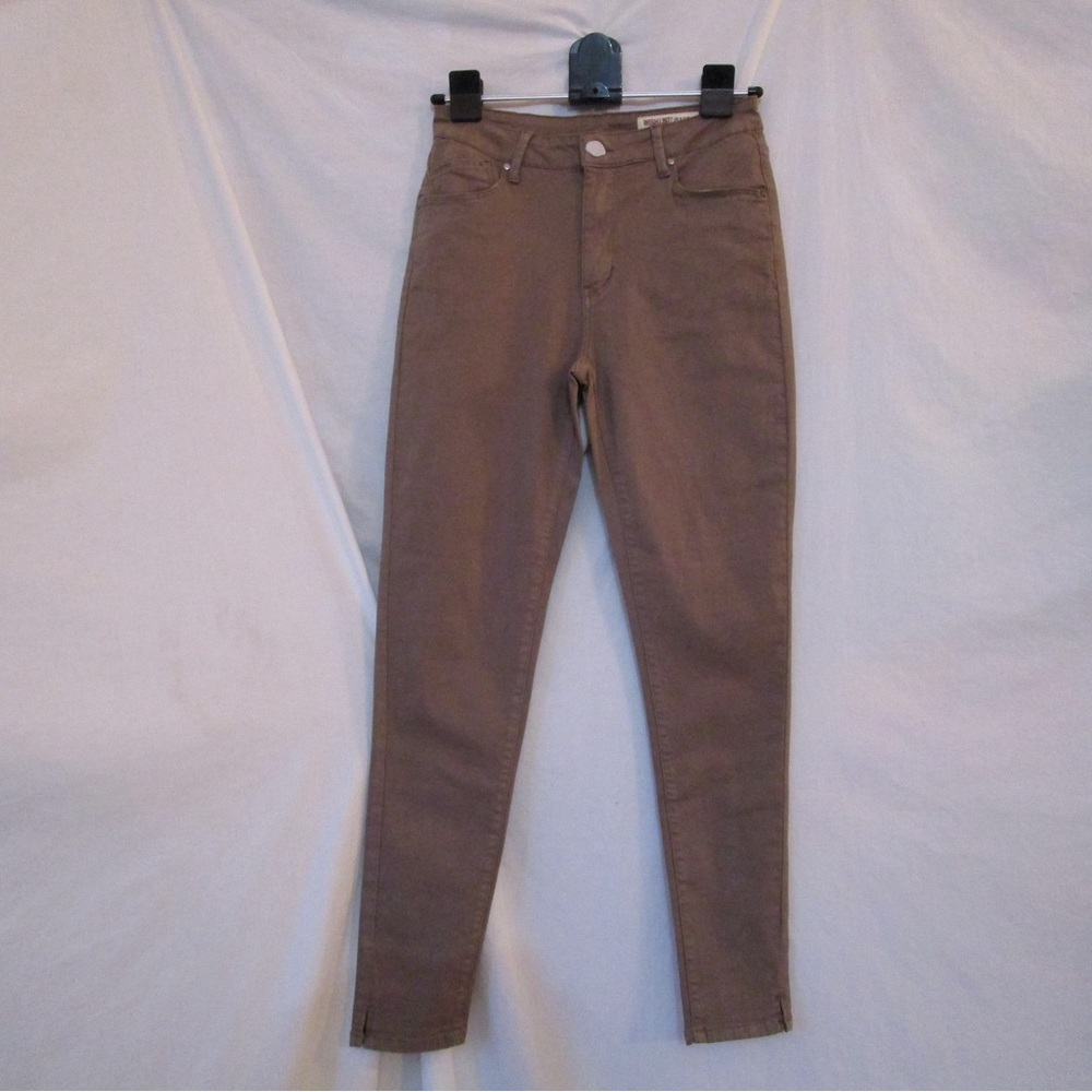 Stylish Skinny Jeans in Mocha